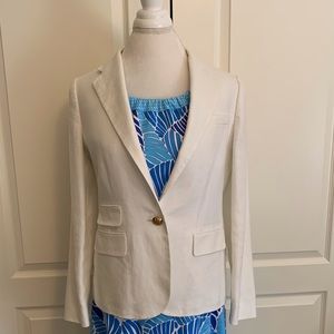 Ralph Lauren’s White Linen Timeless Tailored Blazer.